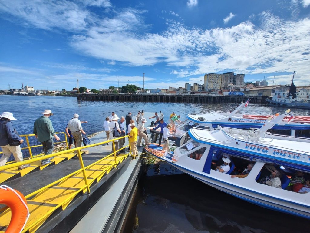 amazon explorers boat