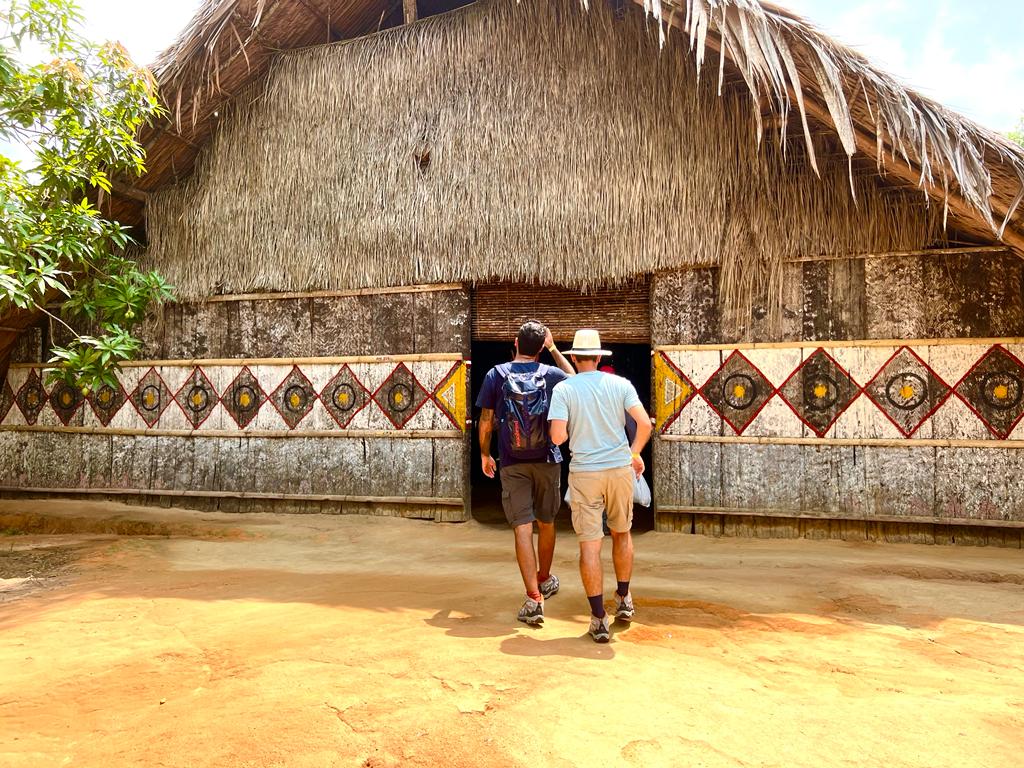 the picture shows a indigenous community in Rio Negro 
 - Comunidade Tatuyo - Foto - Vanessa Mariño