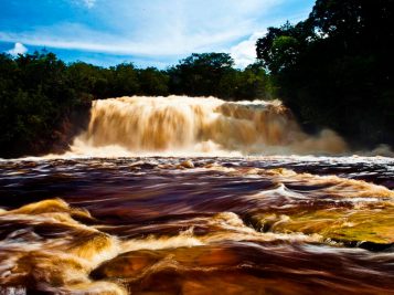 amazon-explorers-cachoeiras-de-presidente-figueiredo-5